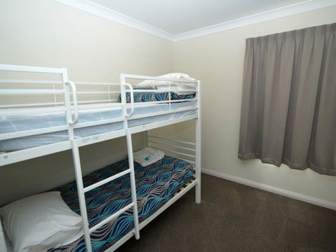 Echo Holiday Parks - Waikerie - Sydneys Hotel 20