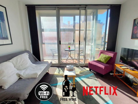 Project BNB On York - Sydneys Hotel 0