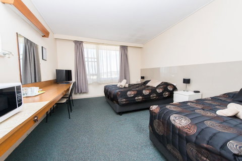 Blue Lake Motel - Sydneys Hotel 12