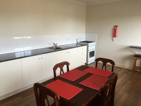 Blue Lake Motel - Sydneys Hotel 25