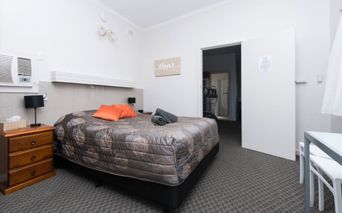 Blue Lake Motel - Sydneys Hotel 10