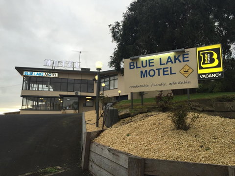 Blue Lake Motel - Sydneys Hotel 0