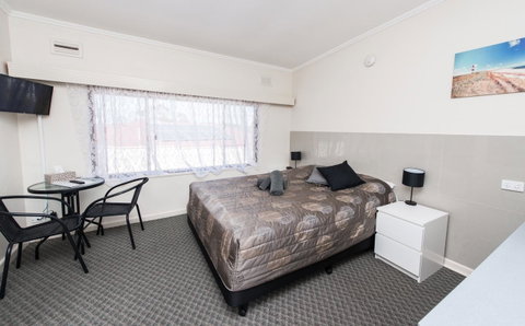 Blue Lake Motel - Sydneys Hotel 7