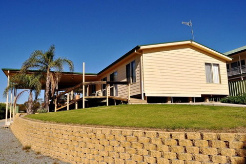 Baywatch - Sydneys Hotel 14