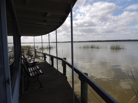 PS Federal Retreat Paddle Steamer Goolwa - Sydneys Hotel 0