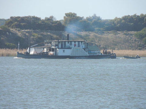 PS Federal Retreat Paddle Steamer Goolwa - Sydneys Hotel 10
