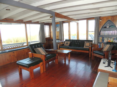 PS Federal Retreat Paddle Steamer Goolwa - Sydneys Hotel 20
