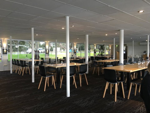 Murray River Queen - Sydneys Hotel 16