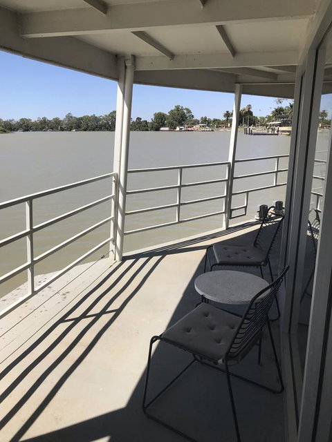 Murray River Queen - Sydneys Hotel 6