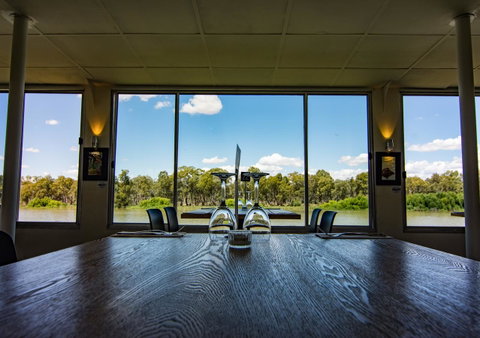 Murray River Queen - Sydneys Hotel 13