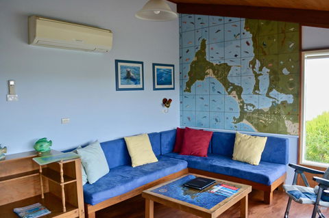 Dolphinview - Sydneys Hotel 4