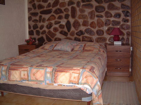 Radeka Downunder Underground Motel - Sydneys Hotel 8