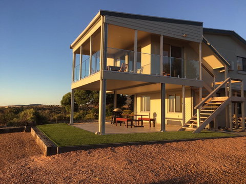Southern Ocean Lookout - Sydneys Hotel 11