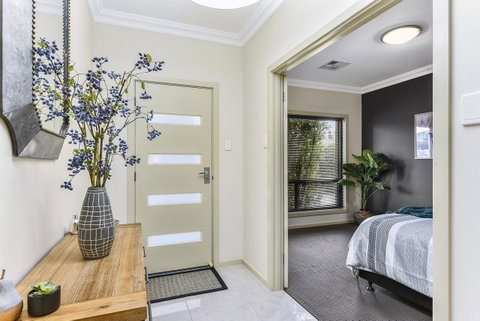 Accommodation On Lansell 2 - Sydneys Hotel 2