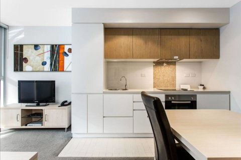 Hi 5 Stars Luxury Adelaide City Apartment - Sydneys Hotel 5