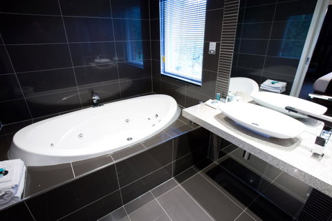 The Commodore - Sydneys Hotel 30