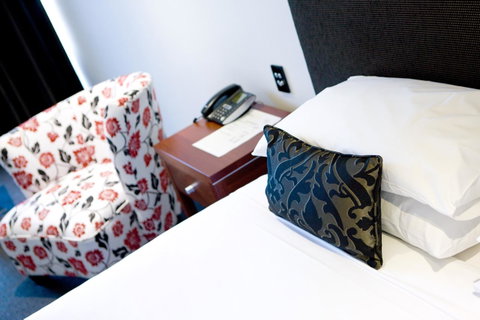 The Commodore - Sydneys Hotel 34