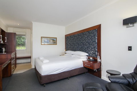 The Commodore - Sydneys Hotel 39