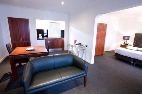 The Commodore - Sydneys Hotel 32