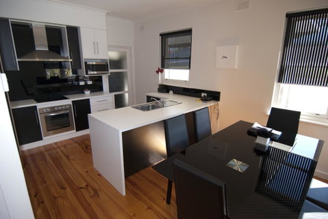 The Commodore - Sydneys Hotel 16