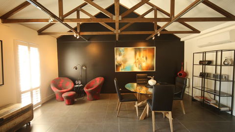 Irongate Studio B&B - Sydneys Hotel 15