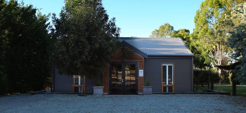 Irongate Studio B&B - Sydneys Hotel 10