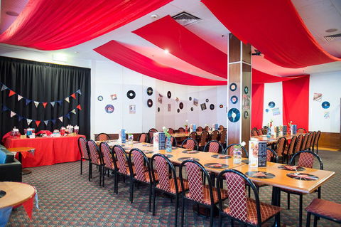 Grand Tasman Hotel - Sydneys Hotel 15
