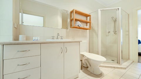 GOUGER 265 - Sydneys Hotel 20