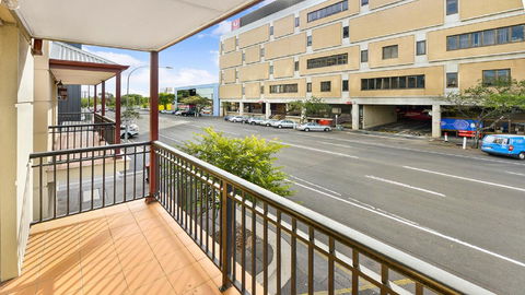 GOUGER 265 - Sydneys Hotel 21