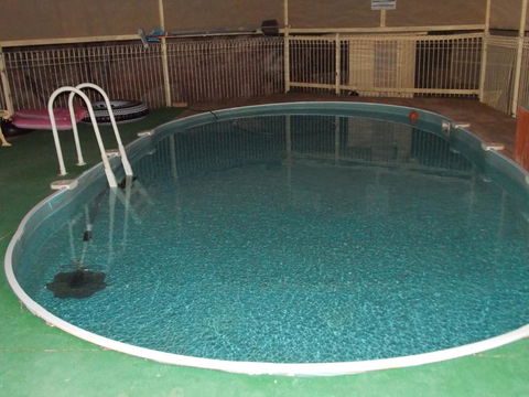 Desert View Apartments - Sydneys Hotel 7