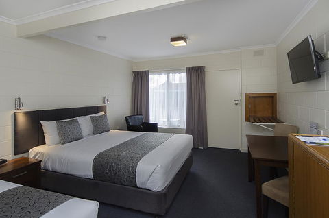 Victor Harbor City Inn - Sydneys Hotel 33