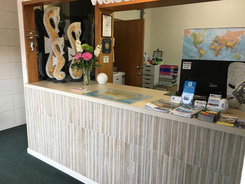Victor Harbor City Inn - Sydneys Hotel 6