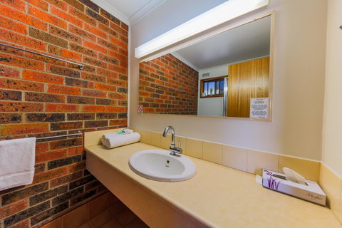 Country Roads Motor Inn Naracoorte - Sydneys Hotel 33