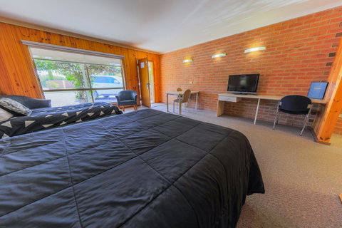 Country Roads Motor Inn Naracoorte - Sydneys Hotel 35