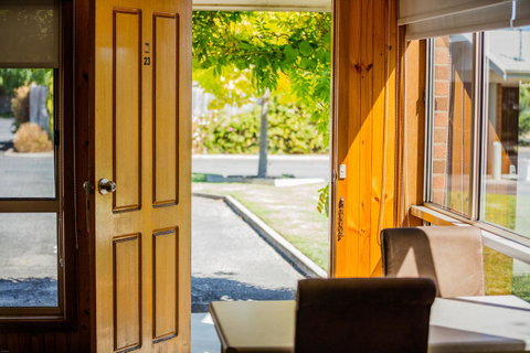 Country Roads Motor Inn Naracoorte - Sydneys Hotel 34