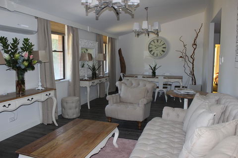 Pirralilla Estate Adelaide Hills - Sydneys Hotel 9