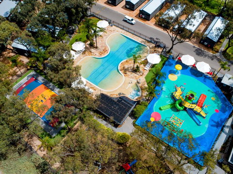 BIG4 Renmark Riverfront Holiday Park - Sydneys Hotel 42