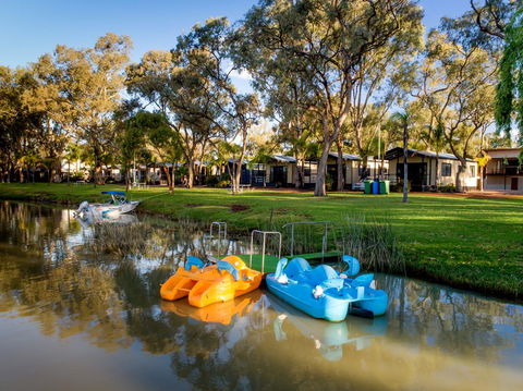 BIG4 Renmark Riverfront Holiday Park - Sydneys Hotel 12