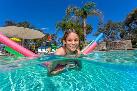 BIG4 Renmark Riverfront Holiday Park - Sydneys Hotel 19