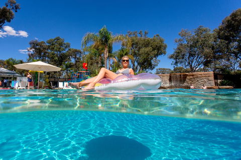 BIG4 Renmark Riverfront Holiday Park - Sydneys Hotel 18