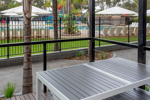 BIG4 Renmark Riverfront Holiday Park - Sydneys Hotel 8