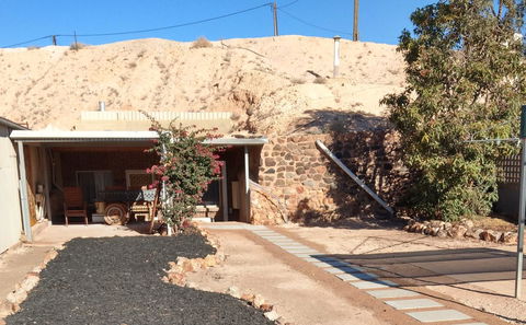 Desert Gum Retreat Gough St - Sydneys Hotel 7