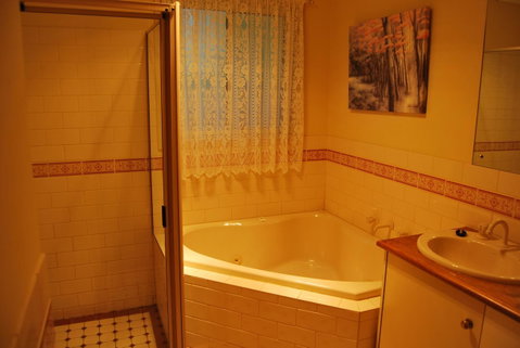 A Secret Treasure - Sydneys Hotel 10