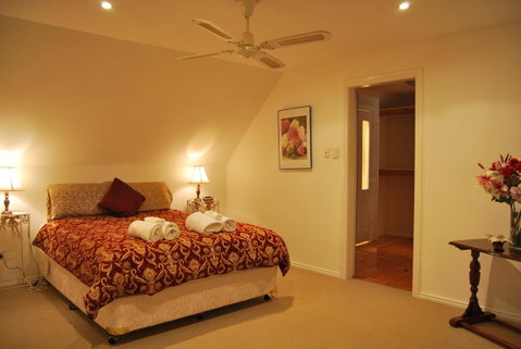 A Secret Treasure - Sydneys Hotel 5