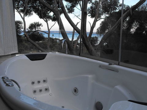 Saar River House - Sydneys Hotel 9