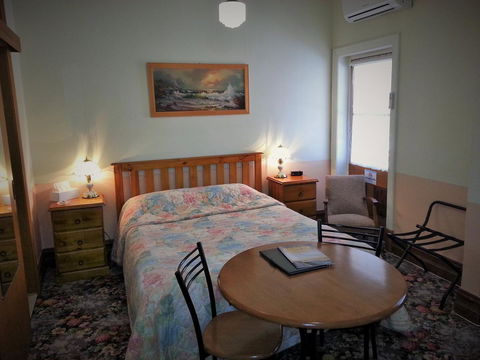 Sonbern Lodge Motel - Sydneys Hotel 14