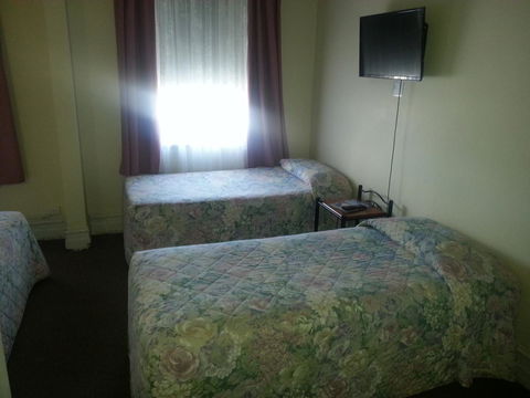 Sonbern Lodge Motel - Sydneys Hotel 33