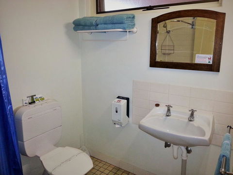 Sonbern Lodge Motel - Sydneys Hotel 30