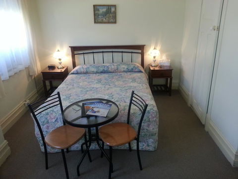 Sonbern Lodge Motel - Sydneys Hotel 35