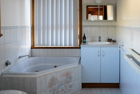 Seacroft - Sydneys Hotel 24